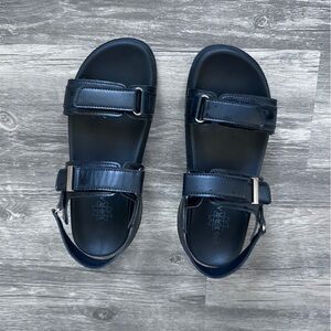 Platform Black Strapped Sandals Size 9 Serra Ladies Ankle Strap Footbed Sandals